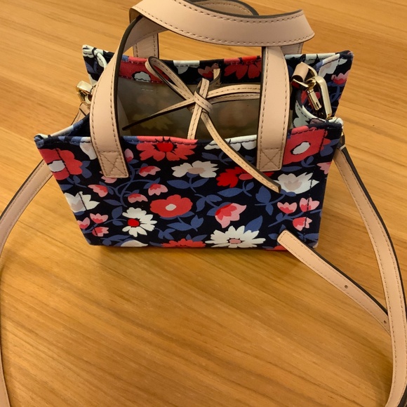 Kate Spade Mini Sam - Picture 3 of 4